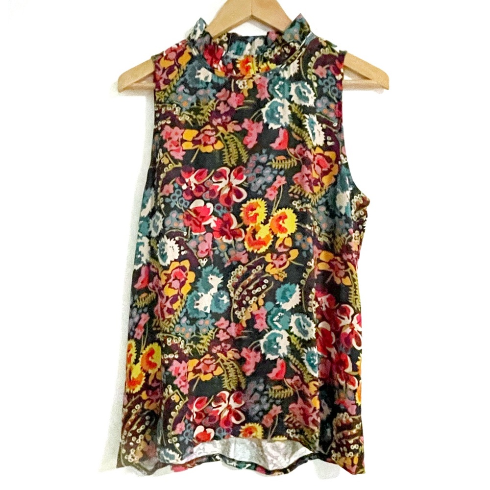 Loft • bright colorful floral sleeveless blouse • M